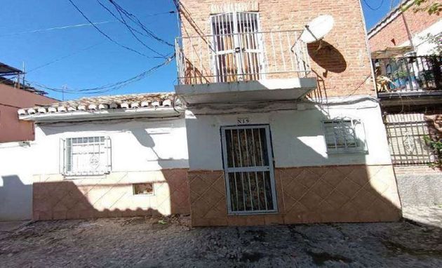 Foto 2 de Casa en venta en Polígono Cartuja – La Paz de 1 habitación y 57 m²