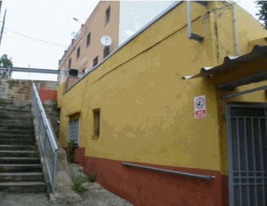 Foto 2 de Casa en venta en Sant Vicenç dels Horts de 2 habitaciones con terraza