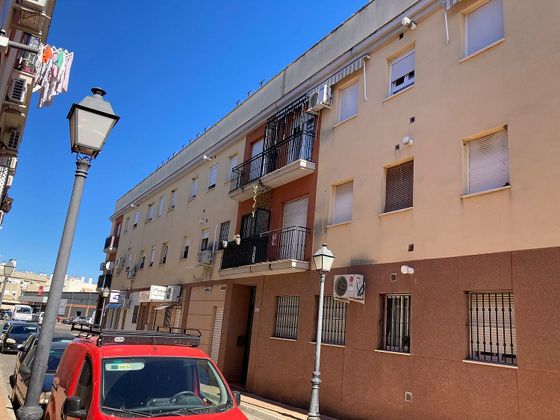 Foto 1 de Piso en venta en Palma del Río de 3 habitaciones con balcón y ascensor