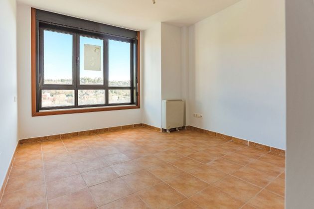 Foto 2 de Pis en venda a Boiro de 3 habitacions amb garatge i ascensor