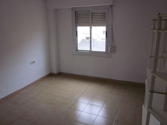 Foto 2 de Venta de piso en Carrús Est - Camí dels Magros de 3 habitaciones y 65 m²