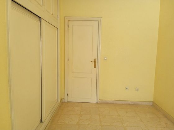 Foto 2 de Pis en venda a Barriomar de 4 habitacions amb aire acondicionat i calefacció