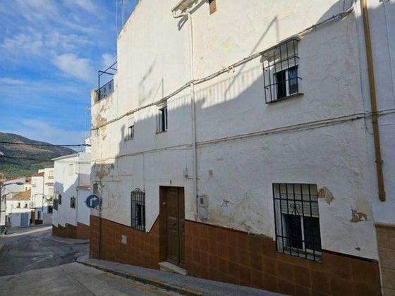 Foto 1 de Casa en venta en Doña Mencía de 3 habitaciones con terraza