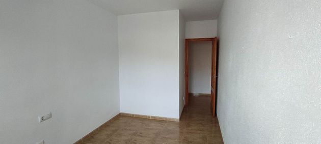 Foto 2 de Piso en venta en El Algar de 3 habitaciones y 131 m²