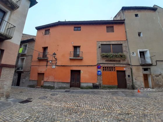 Foto 2 de Casa en venda a Tudela de 7 habitacions amb terrassa