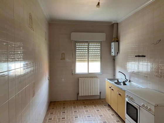 Foto 2 de Venta de piso en Mohedas de Granadilla de 4 habitaciones y 223 m²