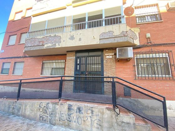 Foto 1 de Venta de piso en Nueva Alcalá de 3 habitaciones con terraza