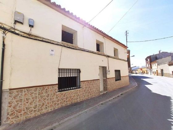 Foto 2 de Casa en venda a Quintanar de la Orden de 4 habitacions i 188 m²