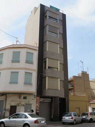 Foto 2 de Dúplex en venda a Zona Llombai de 3 habitacions amb terrassa i ascensor
