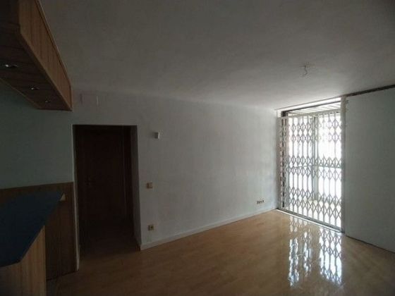 Foto 2 de Pis en venda a La Trinitat Nova de 3 habitacions i 50 m²