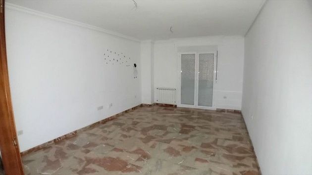 Foto 2 de Piso en venta en Andújar de 2 habitaciones con ascensor
