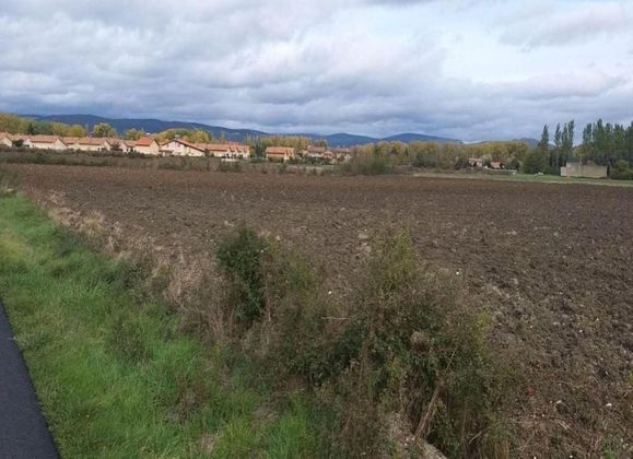Foto 2 de Venta de terreno en Villarcayo de Merindad de Castilla la Vieja de 14460 m²