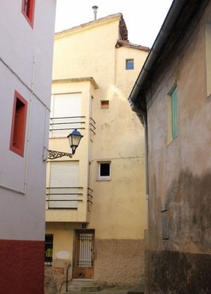 Foto 1 de Venta de piso en Berga de 2 habitaciones con balcón