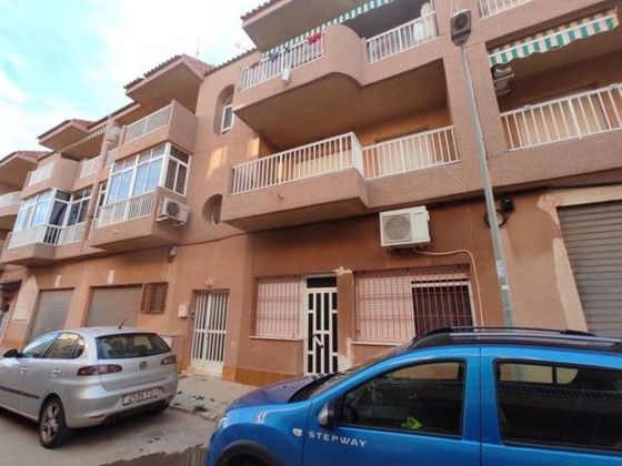 Foto 1 de Venta de piso en Los Urrutias de 3 habitaciones con terraza y aire acondicionado