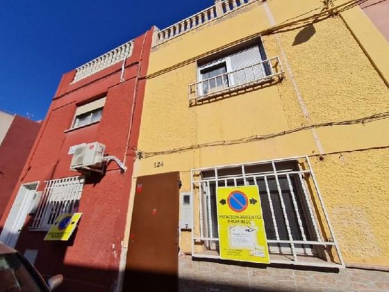Foto 1 de Casa en venda a Piedras Redondas – Torrecárdenas de 2 habitacions amb terrassa