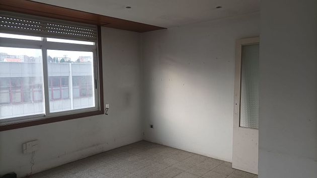Foto 2 de Pis en venda a Praza de España de 4 habitacions i 82 m²