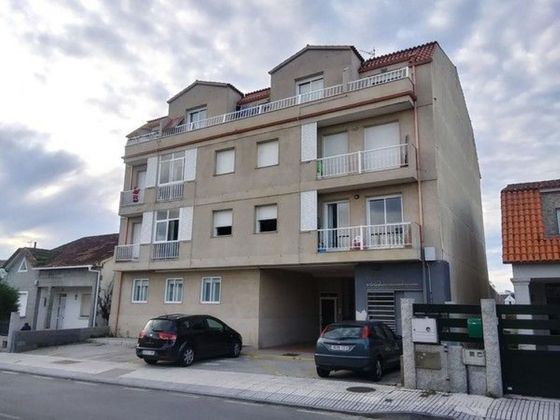 Foto 1 de Piso en venta en Vilanova de Arousa de 3 habitaciones con terraza