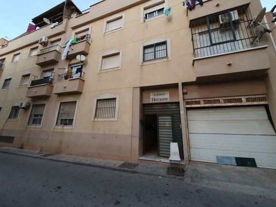 Foto 1 de Piso en venta en Carretera Mojonera – Cortijos de Marín de 2 habitaciones con terraza y ascensor