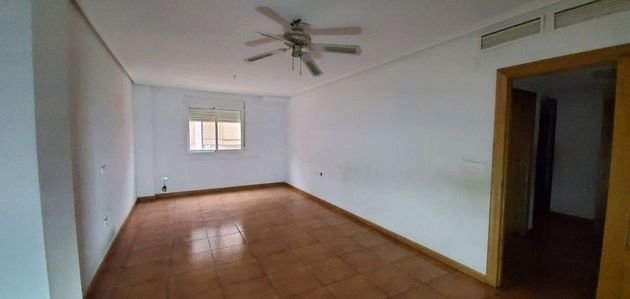 Foto 2 de Venta de piso en Beniel de 3 habitaciones y 115 m²