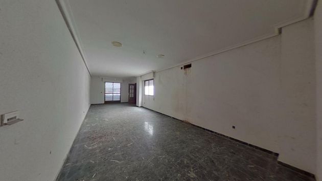 Foto 2 de Pis en venda a Mengíbar de 4 habitacions i 203 m²