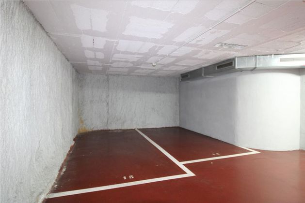 Foto 2 de Garaje en venta en Fort Pienc de 8 m²