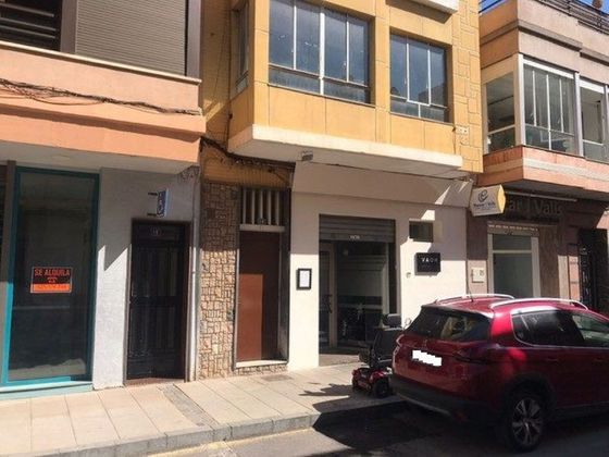 Foto 2 de Piso en venta en Vall d´Uixó (la) de 4 habitaciones con terraza