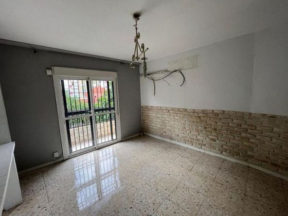 Foto 2 de Piso en venta en Santa Aurelia de 3 habitaciones con terraza
