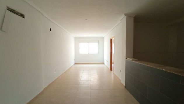 Foto 2 de Piso en venta en Avileses de 2 habitaciones con aire acondicionado y ascensor