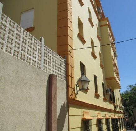 Foto 2 de Pis en venda a Centro - Jerez de la Frontera de 3 habitacions amb balcó