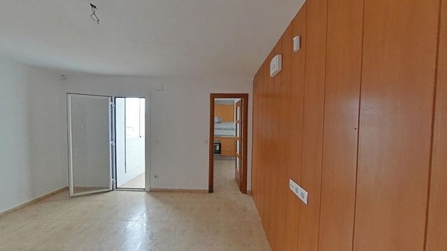 Foto 1 de Venta de piso en Centre - Sant Boi de Llobregat de 3 habitaciones con terraza
