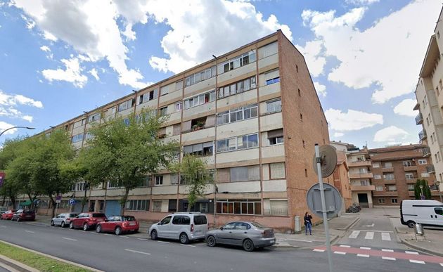 Foto 1 de Venta de piso en Santa Clara-Caputxins-Hospital de 2 habitaciones y 67 m²