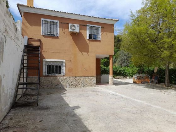 Foto 2 de Casa en venda a Jaén de 3 habitacions amb piscina i garatge
