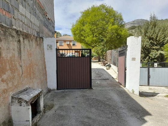 Foto 1 de Casa en venda a Jaén de 3 habitacions amb piscina i garatge
