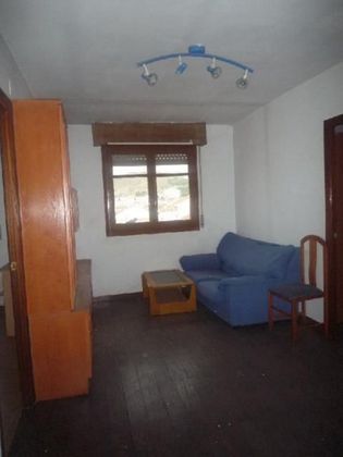 Foto 2 de Venta de piso en Monzón de 3 habitaciones y 46 m²