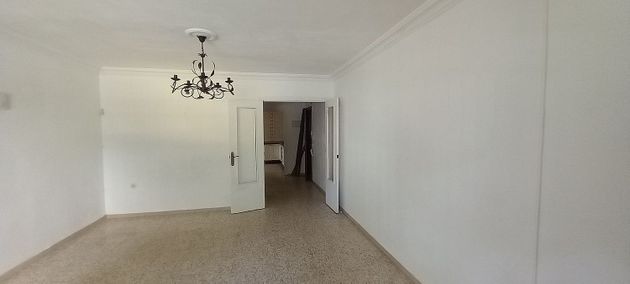 Foto 2 de Pis en venda a La Granja-La Colina-Los Pastores de 4 habitacions amb ascensor