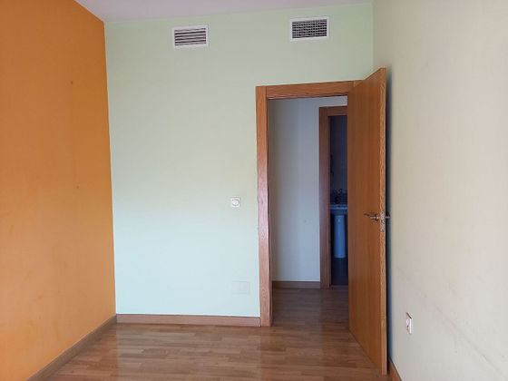 Foto 2 de Piso en venta en Calasparra de 3 habitaciones con ascensor