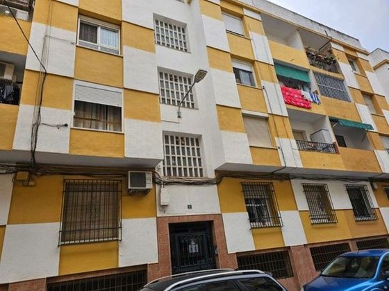 Foto 1 de Piso en venta en Lucena de 3 habitaciones con terraza