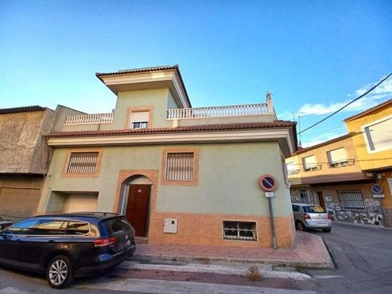 Foto 1 de Casa en venta en Ceutí de 4 habitaciones con terraza y garaje