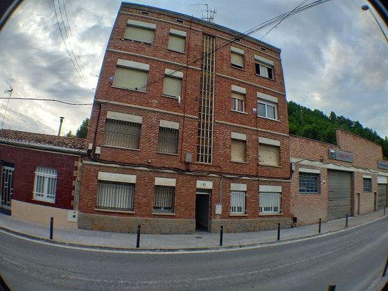 Foto 2 de Pis en venda a Sant Vicenç de Castellet de 3 habitacions i 76 m²