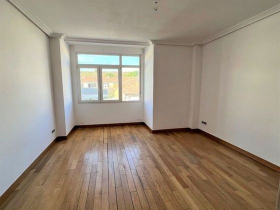 Foto 2 de Casa en venda a Villalbilla de Burgos de 3 habitacions amb garatge