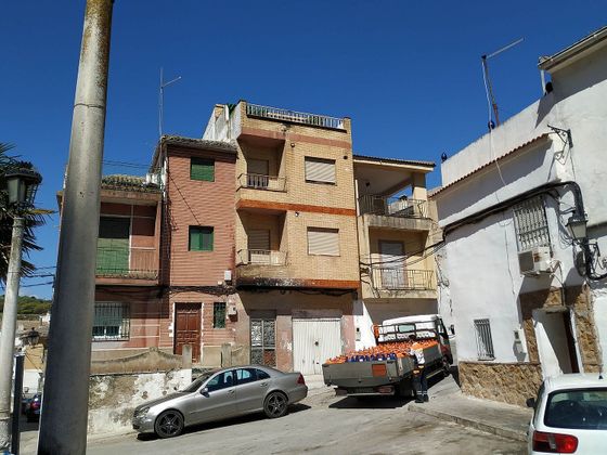 Foto 1 de Casa en venda a Iznalloz de 2 habitacions amb terrassa i garatge