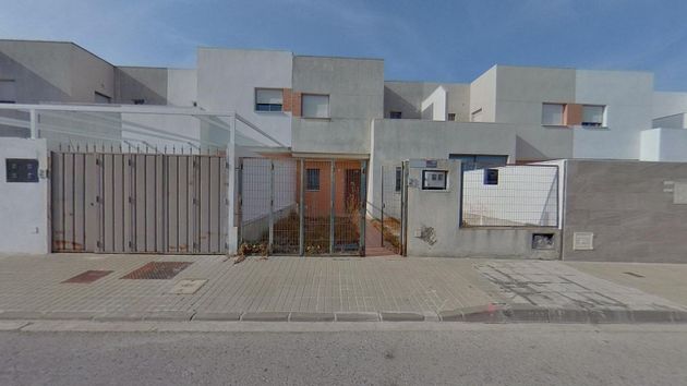 Foto 1 de Venta de casa en Cuervo de Sevilla (El) de 3 habitaciones con terraza
