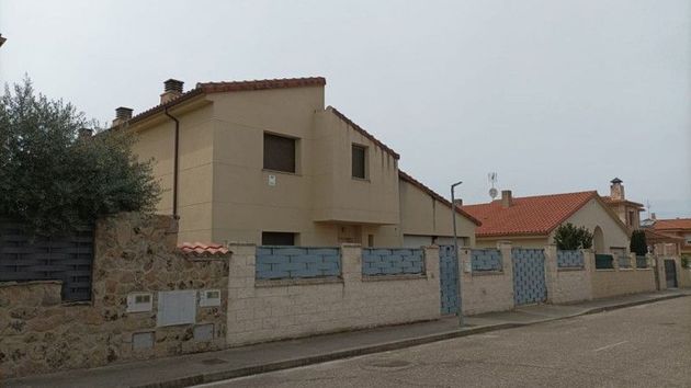 Foto 1 de Casa en venta en Morales del Vino de 3 habitaciones y 164 m²