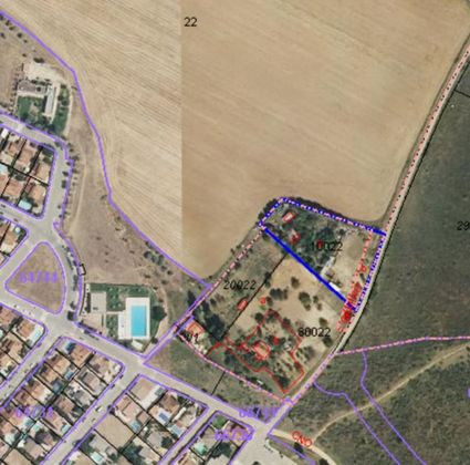 Foto 2 de Venta de terreno en Serracines de 4550 m²