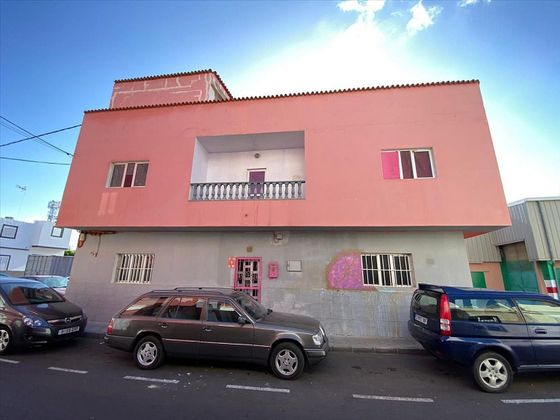 Foto 1 de Venta de piso en Vecindario centro-San Pedro Mártir de 6 habitaciones y 90 m²
