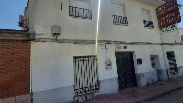 Foto 1 de Casa en venda a Corral de Almaguer de 3 habitacions i 343 m²