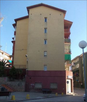 Foto 1 de Piso en venta en Olesa de Montserrat de 4 habitaciones y 70 m²