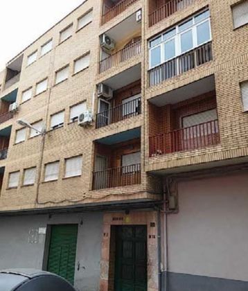 Foto 1 de Venta de piso en La Chanca - Pescadería de 3 habitaciones y 108 m²