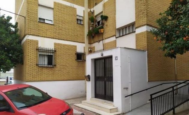 Foto 1 de Pis en venda a La Paz de 3 habitacions amb terrassa