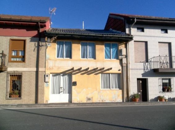 Foto 1 de Casa en venda a Peñacastillo - Nueva Montaña de 3 habitacions i 90 m²